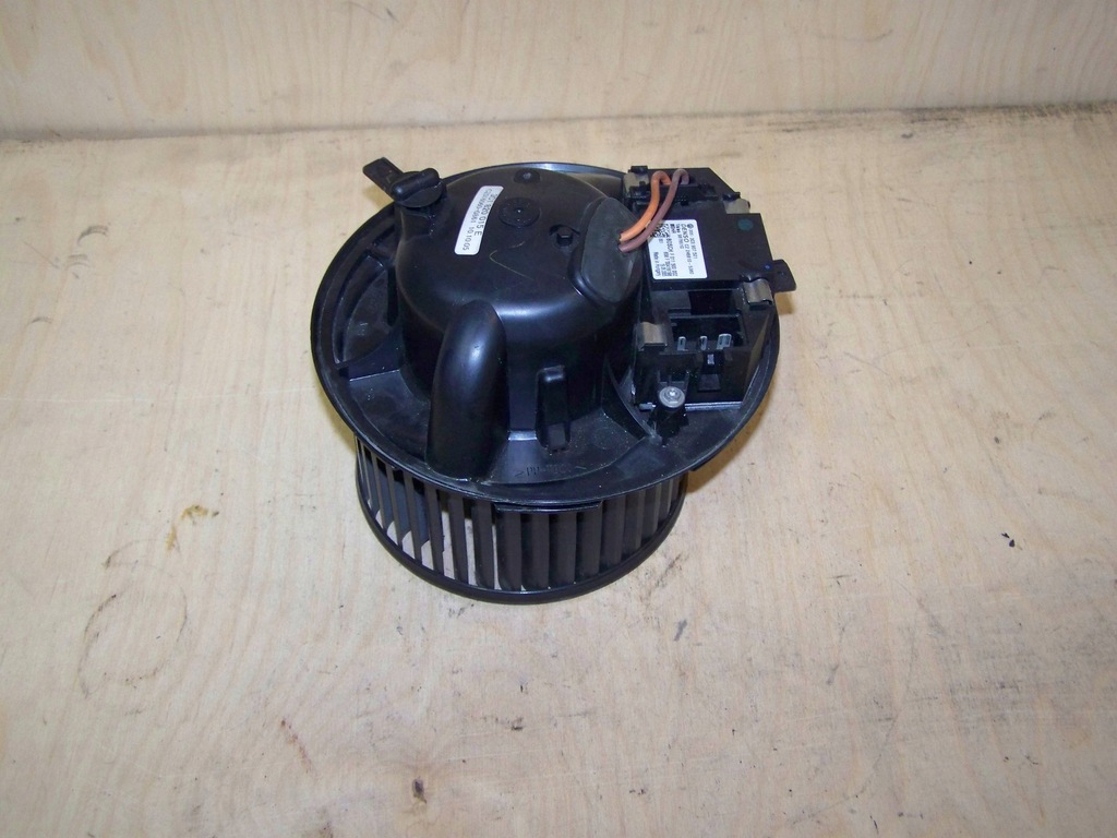 WENTYLATOR DMUCHAWA VW GOLF V 3C1820015E EUROPA 7417856768