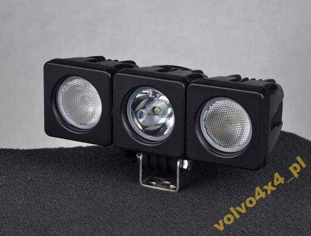 MINI ROBOCZA LAMPA DALEKOSIEZNA 10W CREE LED SPOT Car type 4x4 SUV Passenger cars Cargo vans Trucks RVs Buses Undefined