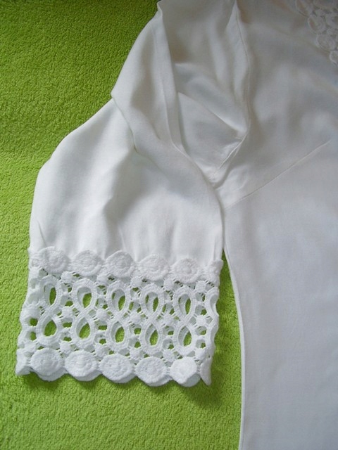 TUNIKA PLAŻOWA - S / M - GRUBA WYSZYWANA KORONKA Rozmiar S/M