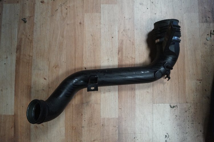 ВОЗДУХОВОД 2.5 T FORD S-MAX MK1 3M519A673UD