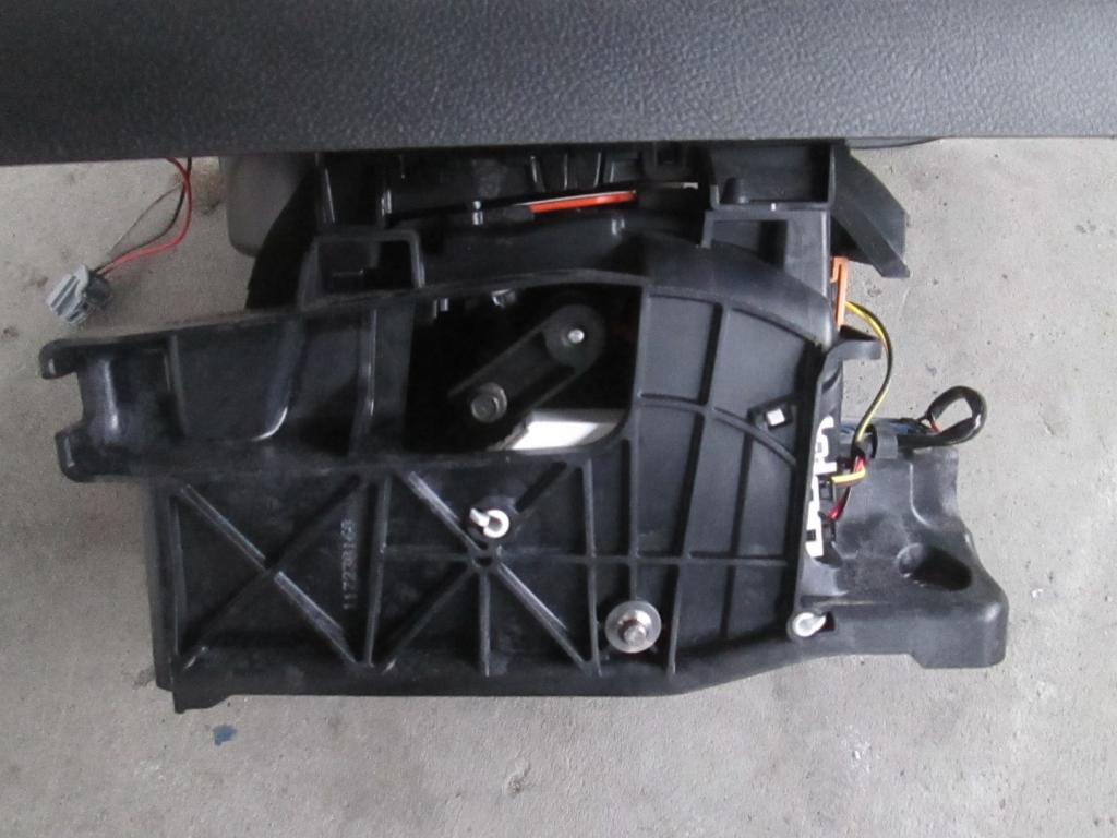 gear lever frame panel GRAND CHEROKEE 12