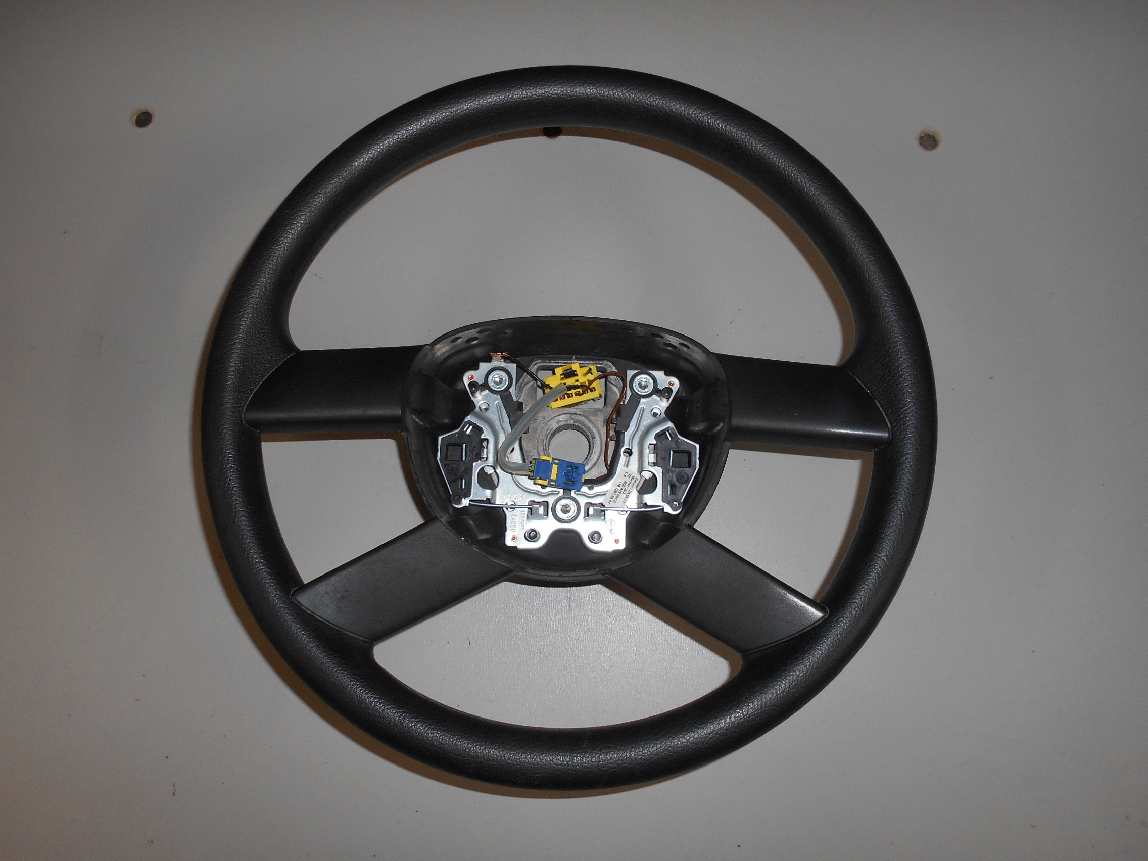 рулевое колесо vw POLO 9N очкарик 6Q0419091G