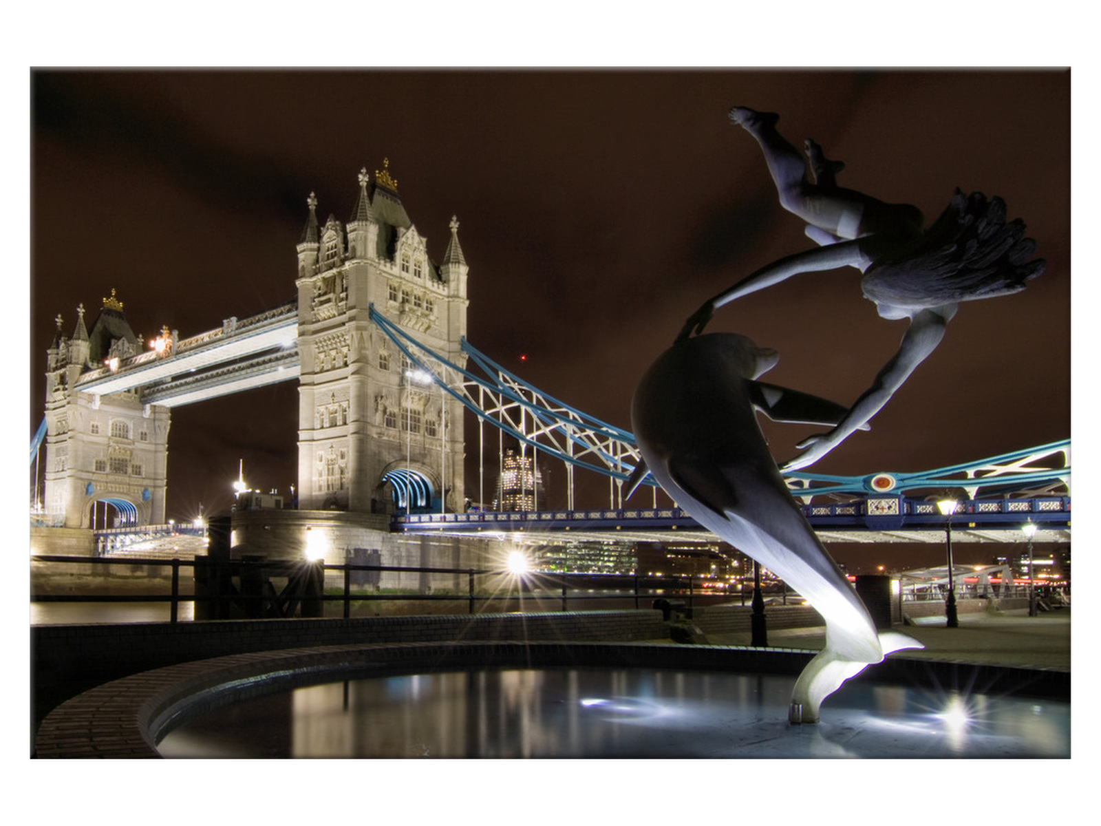 

Obraz Fontanna przy Tower Bridge 120x80 336A_1B