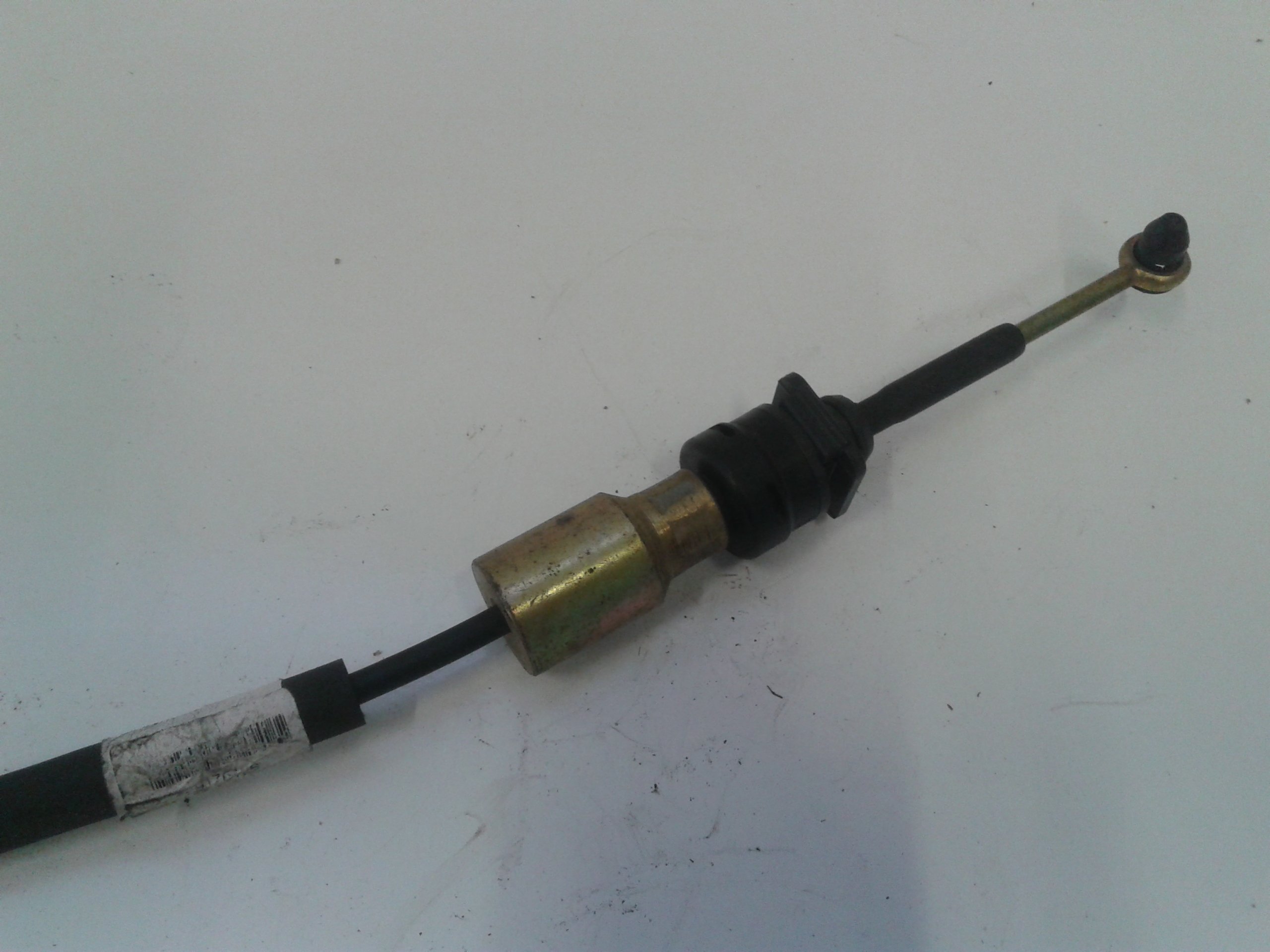 LINKA ZMIANY BIEGÓW VOLVO S60 2.0 2.3 T5 BENZYNA Rodzaj skrzyni Automatyczna