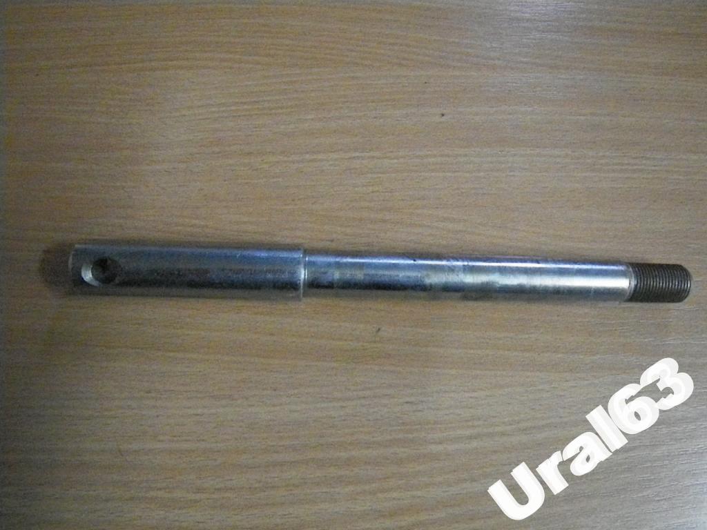 Ośka koła przedniego M-72 Numer katalogowy części 123456