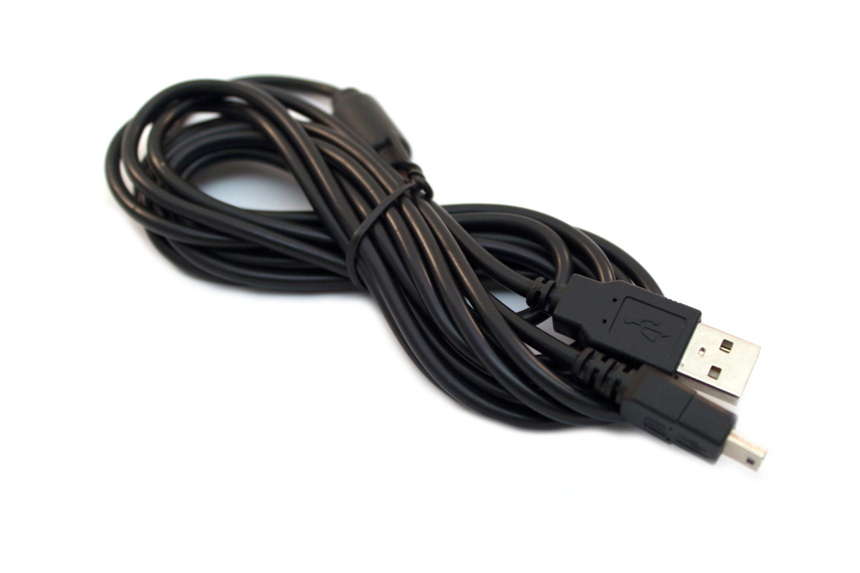 USB kábel 3,0 m pre nabíjanie je padajúce z konzoly PS3!