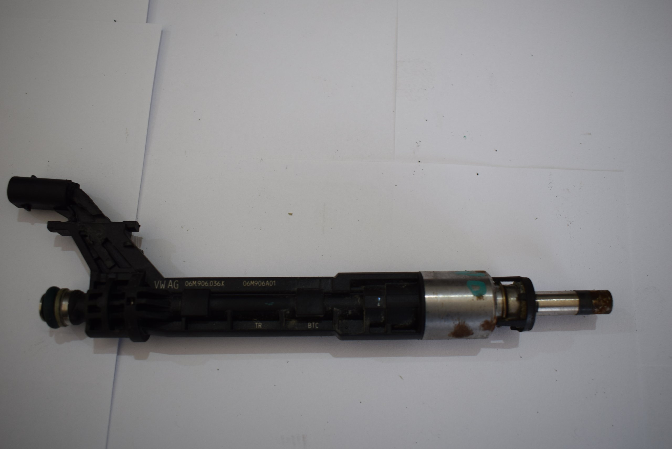 injector injectors AUDI S4 8W0 06M906036K