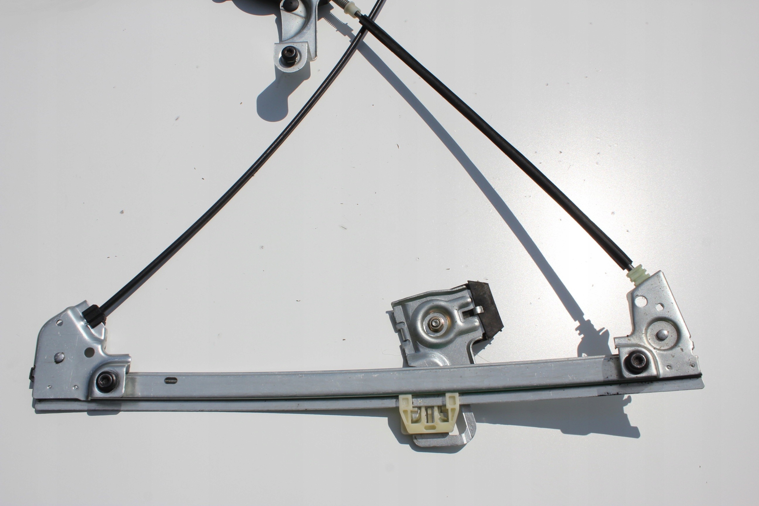 Podnośnik szyb prawy przód Skoda Oct I 1U0837462 Producent części Diamond