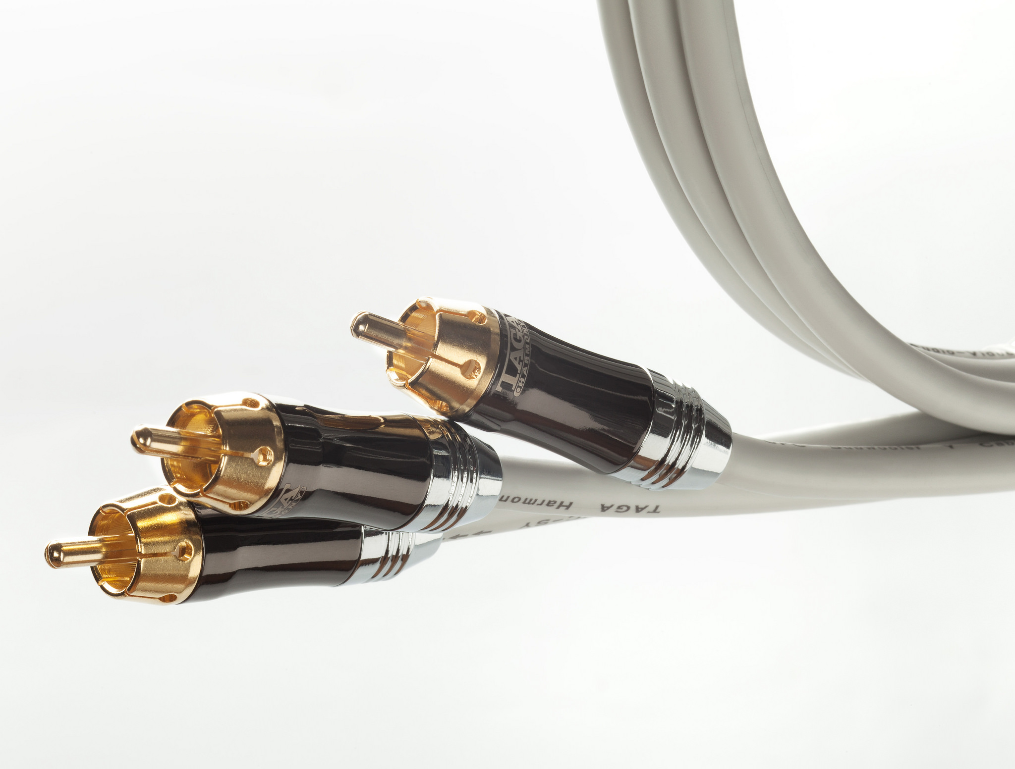 Кабель для сабвуфера. Taga Harmony TAVC-sy-5m. Ecosse Superior class кабель сабвуфер. Y-Subwoofer Cable. LFE кабель для сабвуфера.