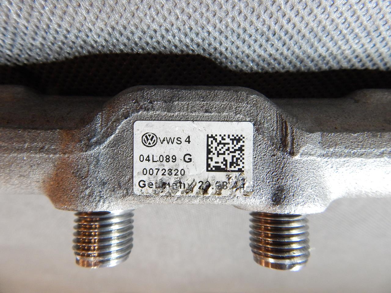 VW TIGUAN 5N2 Rampe injection 04L089G