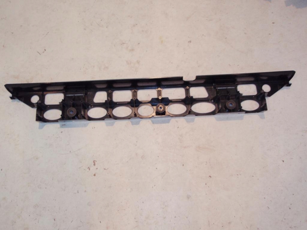 WSPORNIK PODŁOGI BAGAŻNIKA 3C9864348B PASSAT B6 B7 Typ samochodu Samochody osobowe