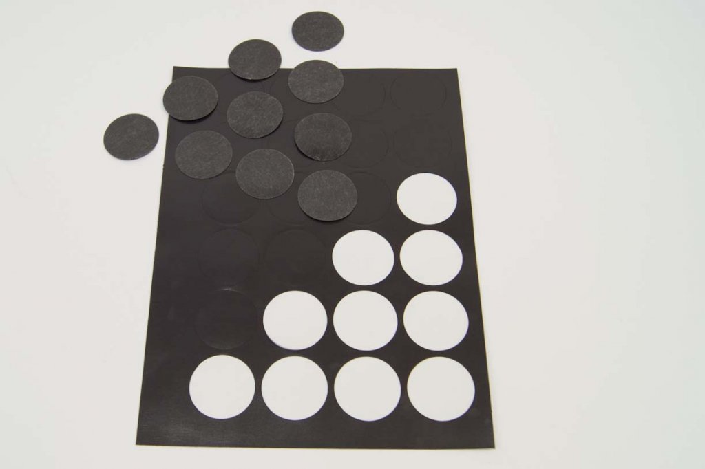 

Naklejki magnetyczne okrągłe magnes 0,7 mm 30 szt