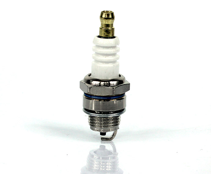 Świeca zapłonowa typu L7T DO kosy piły spalinowej (5901477123979