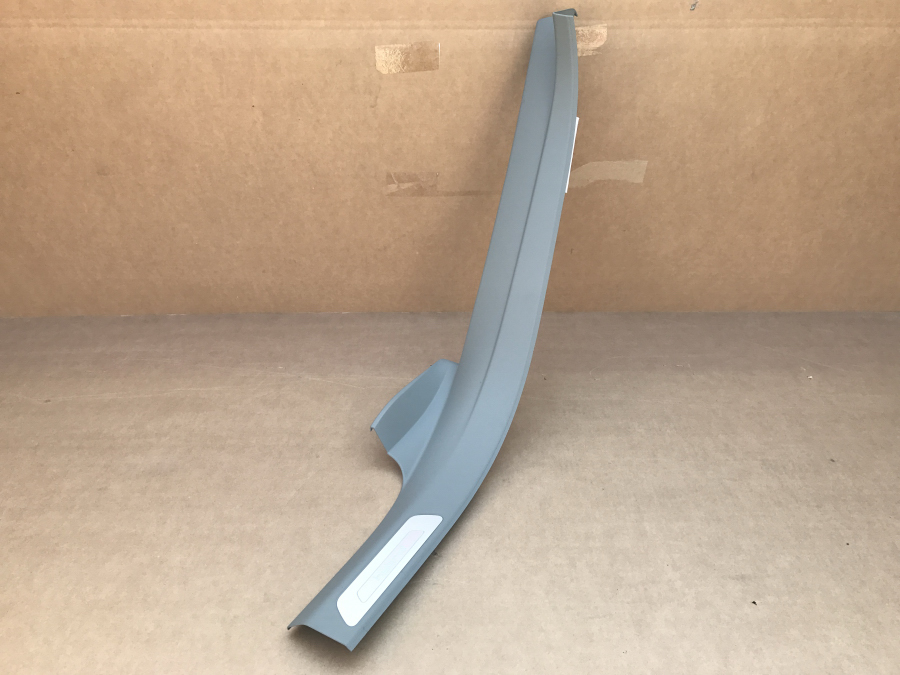 Poszycie nadkola LED 4H0864607J DM7 AUDI A8 4H HYBRID