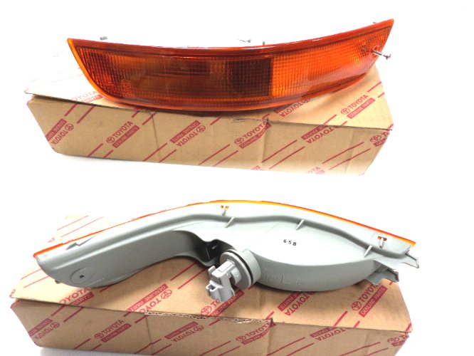 20-174 84 - Покажчик повороту лівий TOYOTA COROLLA E10 92-