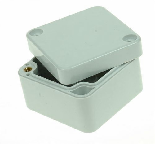 

Obudowa uniwersalna 52mm 50mm 35mm poliwęglan