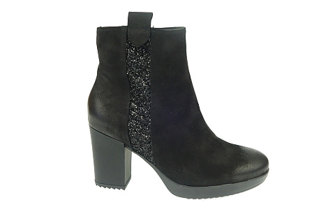 Karino 1868 Černé Zateplené Kotníkové Boty vel.