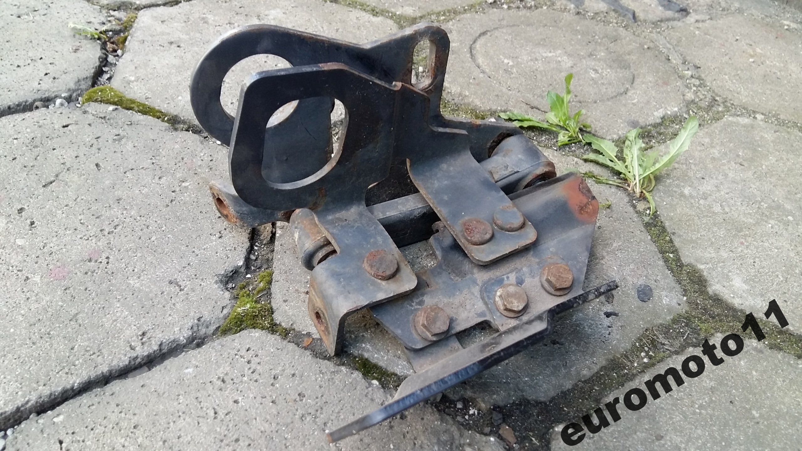 ATEGO КРОНШТЕЙН ПІДВІСКИ ПЕРЕКИДАННЯ КАБІНИ ЛІВИЙ KPL