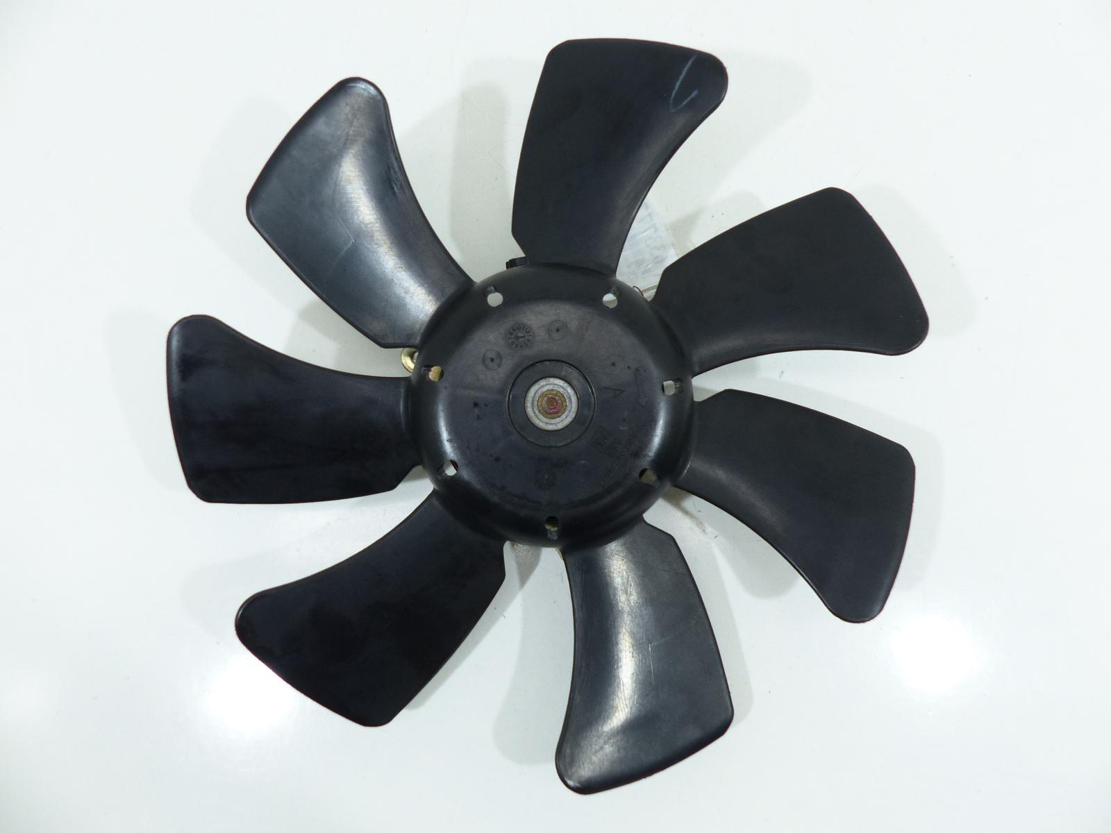 Wiatrak klimatyz 3V590-M3712 Mitsubishi Outlander Producent części Mitsubishi OE