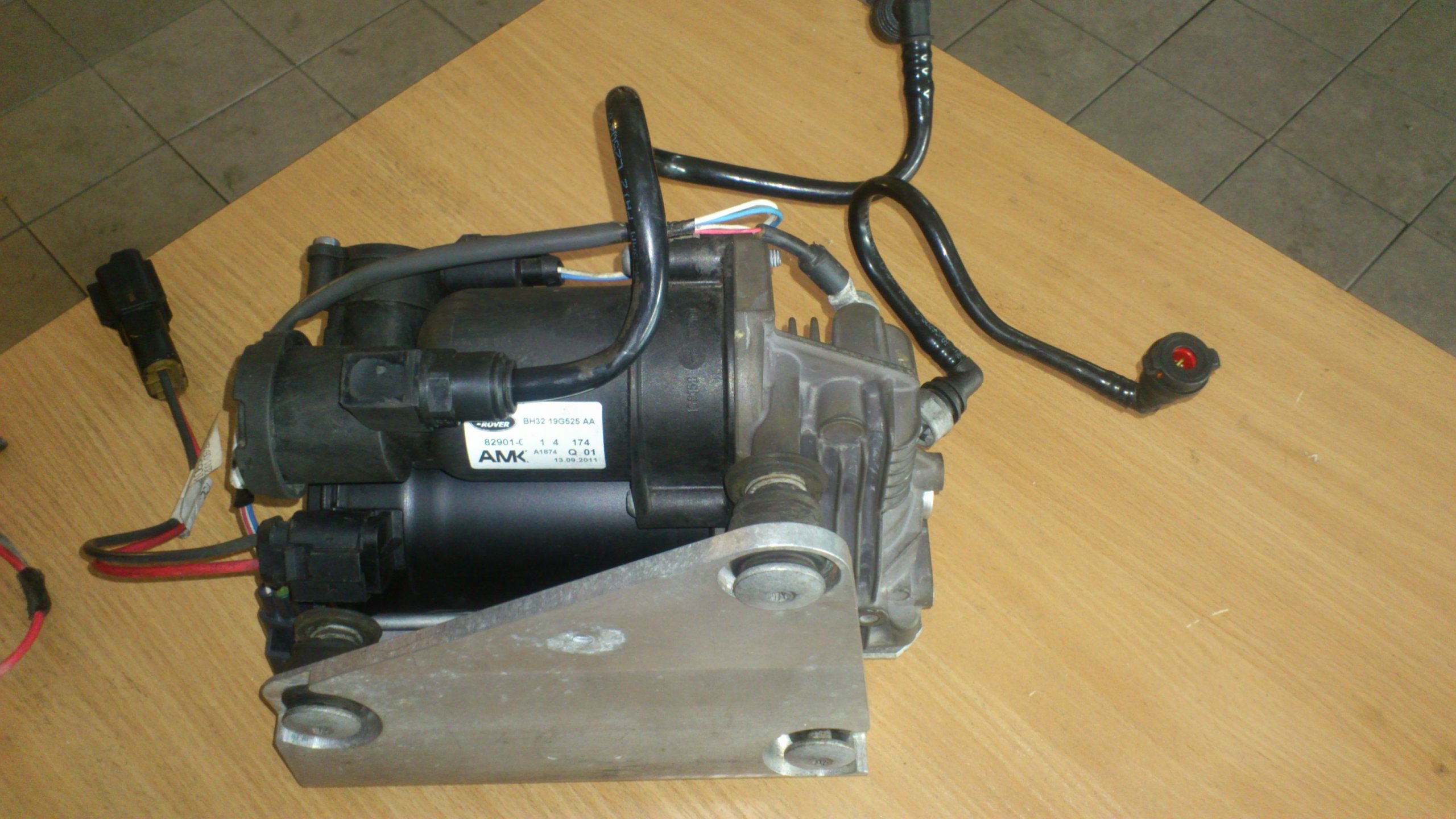 Компрессор подвески land rover discovery IV