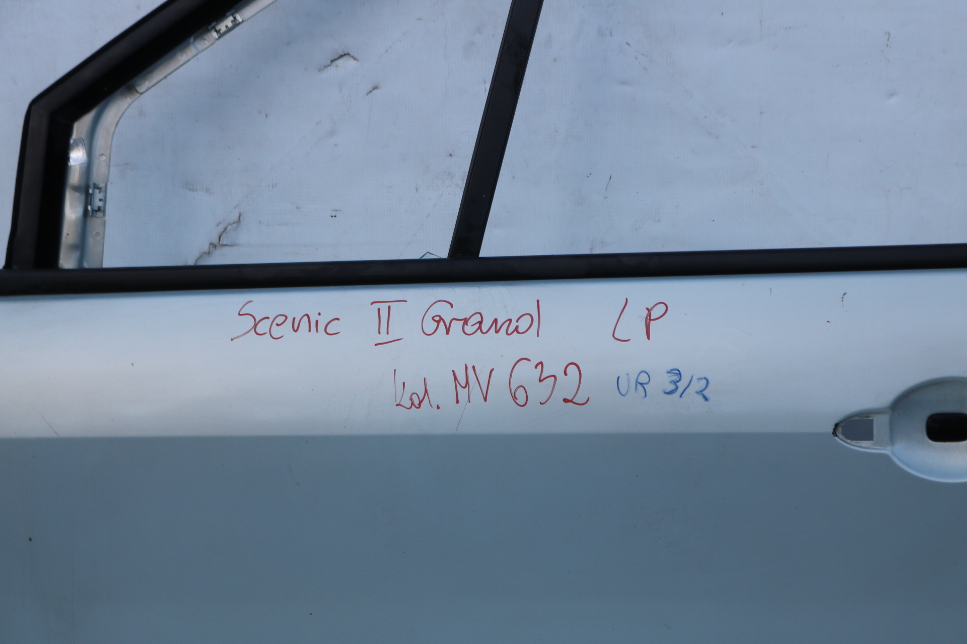 DRZWI LEWE PRZEDNIE MV632 RENAULT SCENIC II GRAND Kolor srebrny