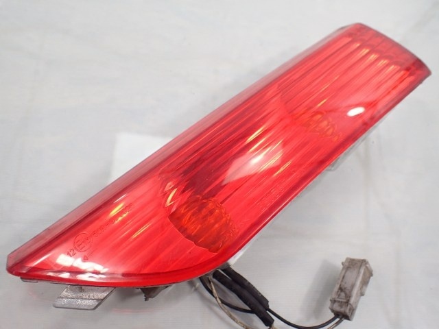 KIERUNKOWSKAZ [L] LAMPA TYŁ PIAGGIO X8 125 Producent inny