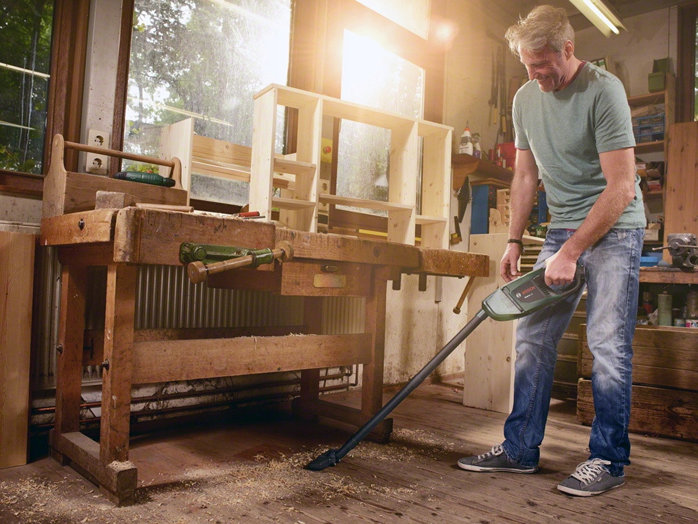 BOSCH EasyVac 12 odkurzacz akumulatorowy 12V 2,5Ah Marka Bosch