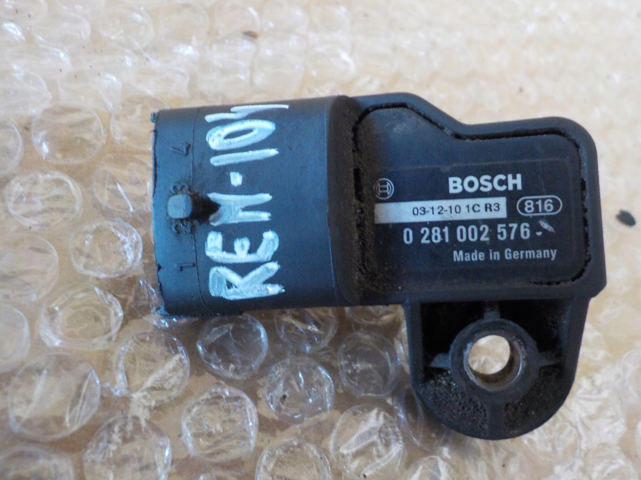 ДАТЧИК ДАВЛЕНИЯ RENAULT MAGNUM 440 0281002576