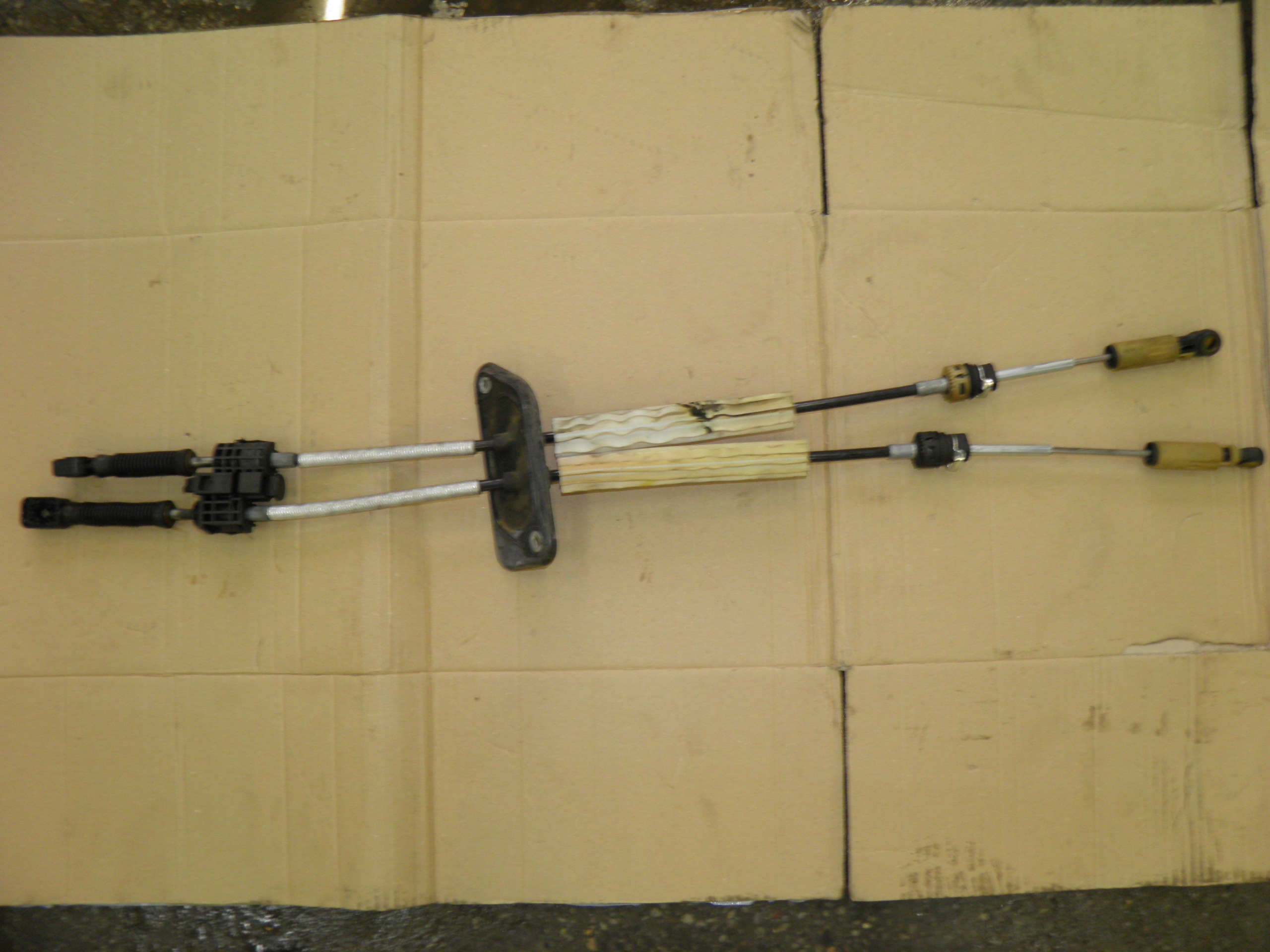 T5 TRANSPORTER 2.5 TDI троси перемикання передач