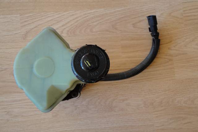 POMPA WSPOMAGANIA RENAULT CLIO 2 II GWARANCJA ŁÓDŹ Producent części Renault OE