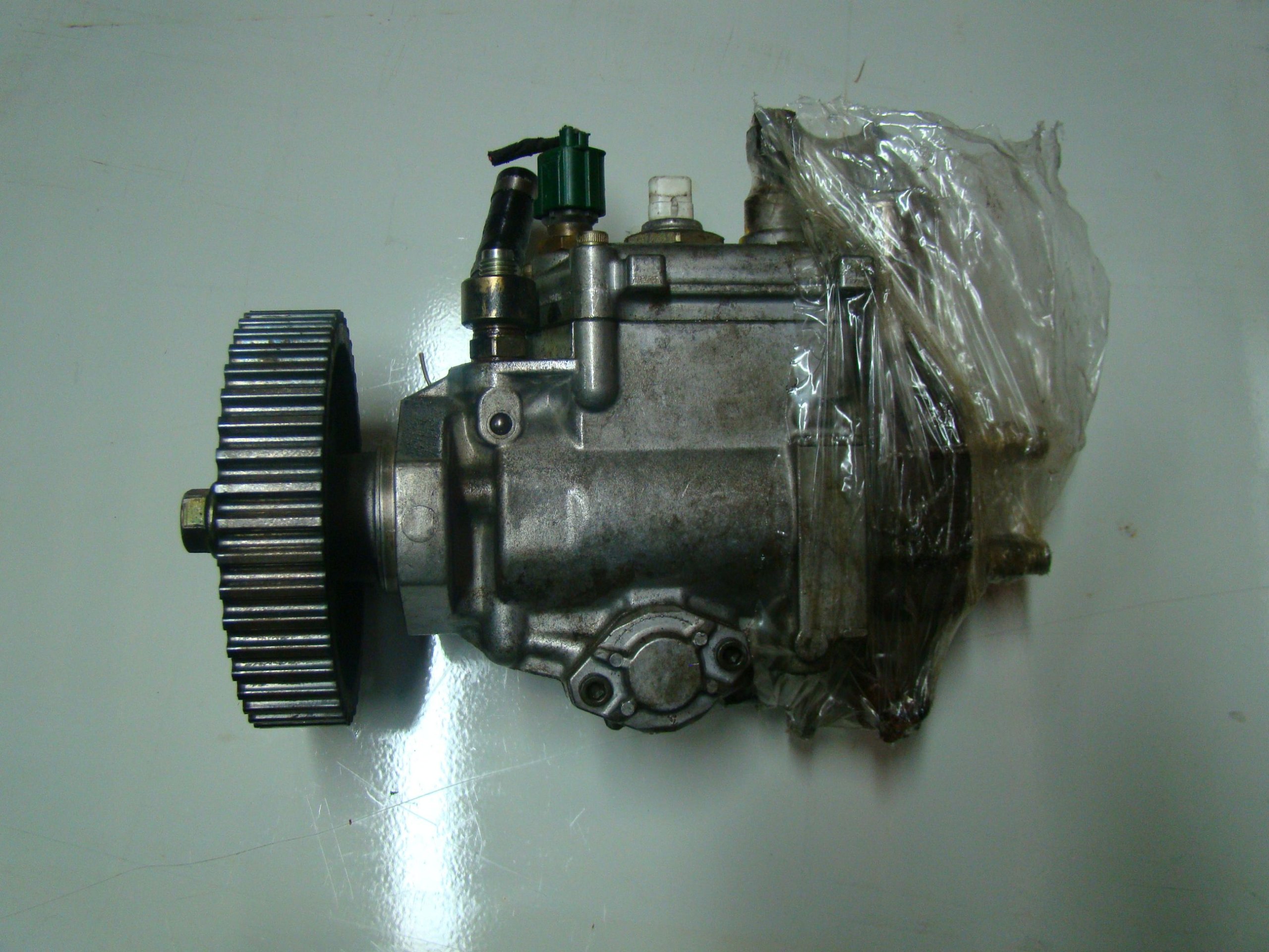 ASTRA II 1.7 DT Топливный насос (ТНВД) 8971852422
