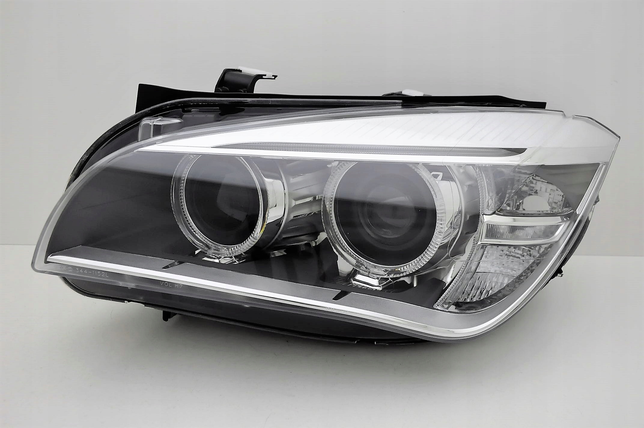 BMW X1 E84 LED Od13 - ФАРА БИ - XENON ЛЕВЫЙ  ^ Сторона кабины лева foto 0