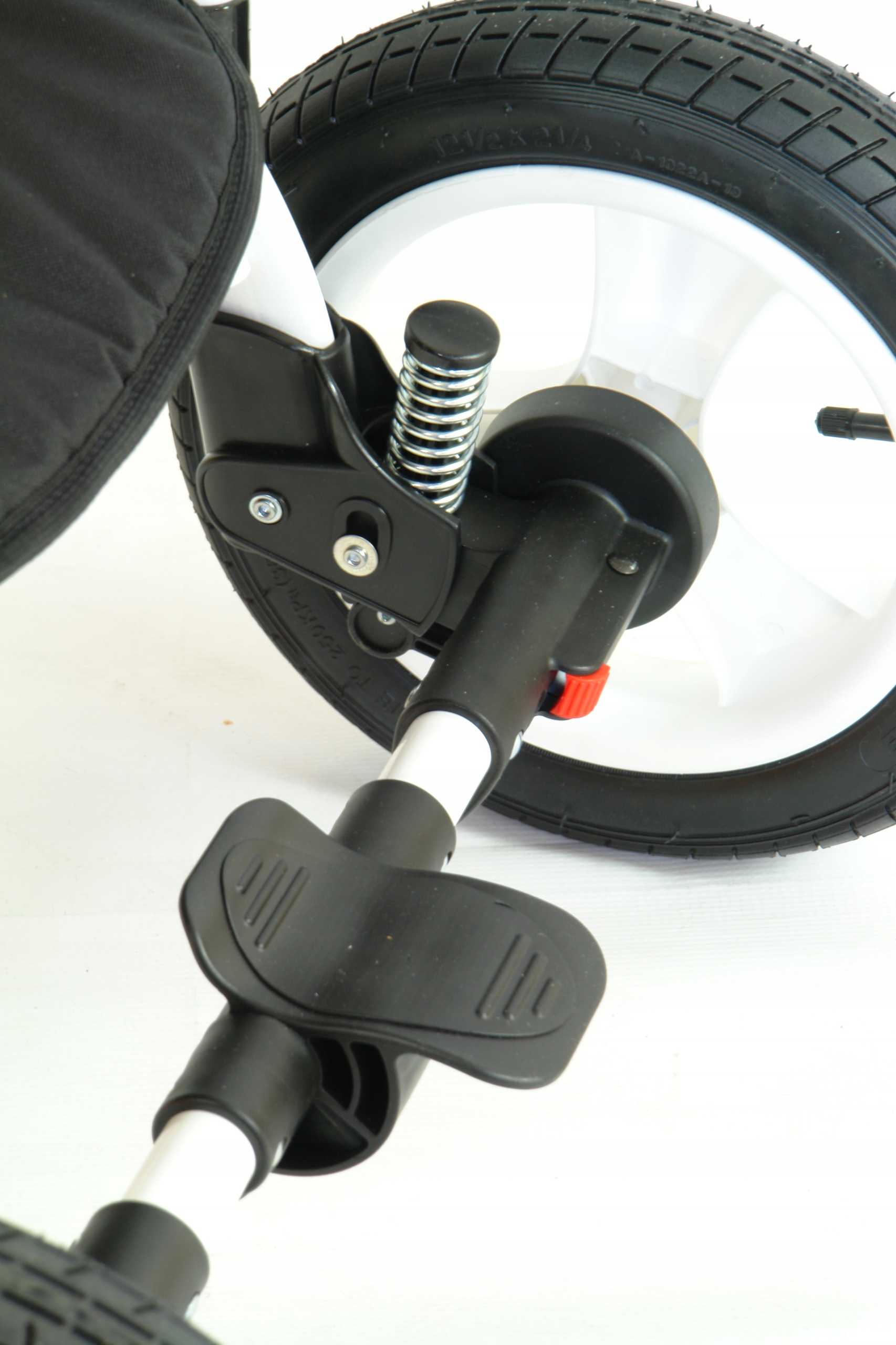 Stylowy wózek 3w1 dla dziewczynki Liczba kół 4