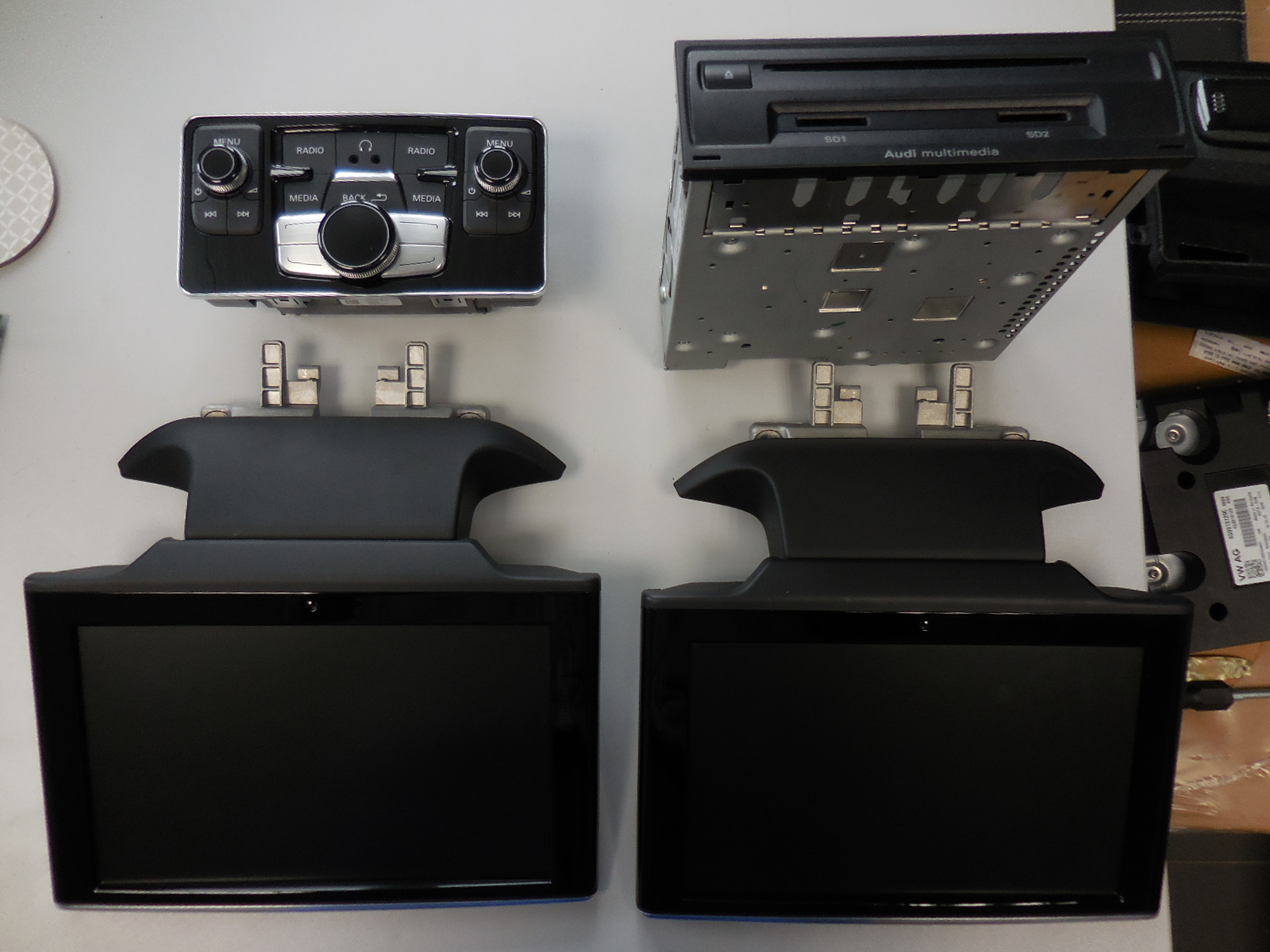 AUDI A8 4H0 TV Reader панель Монітори