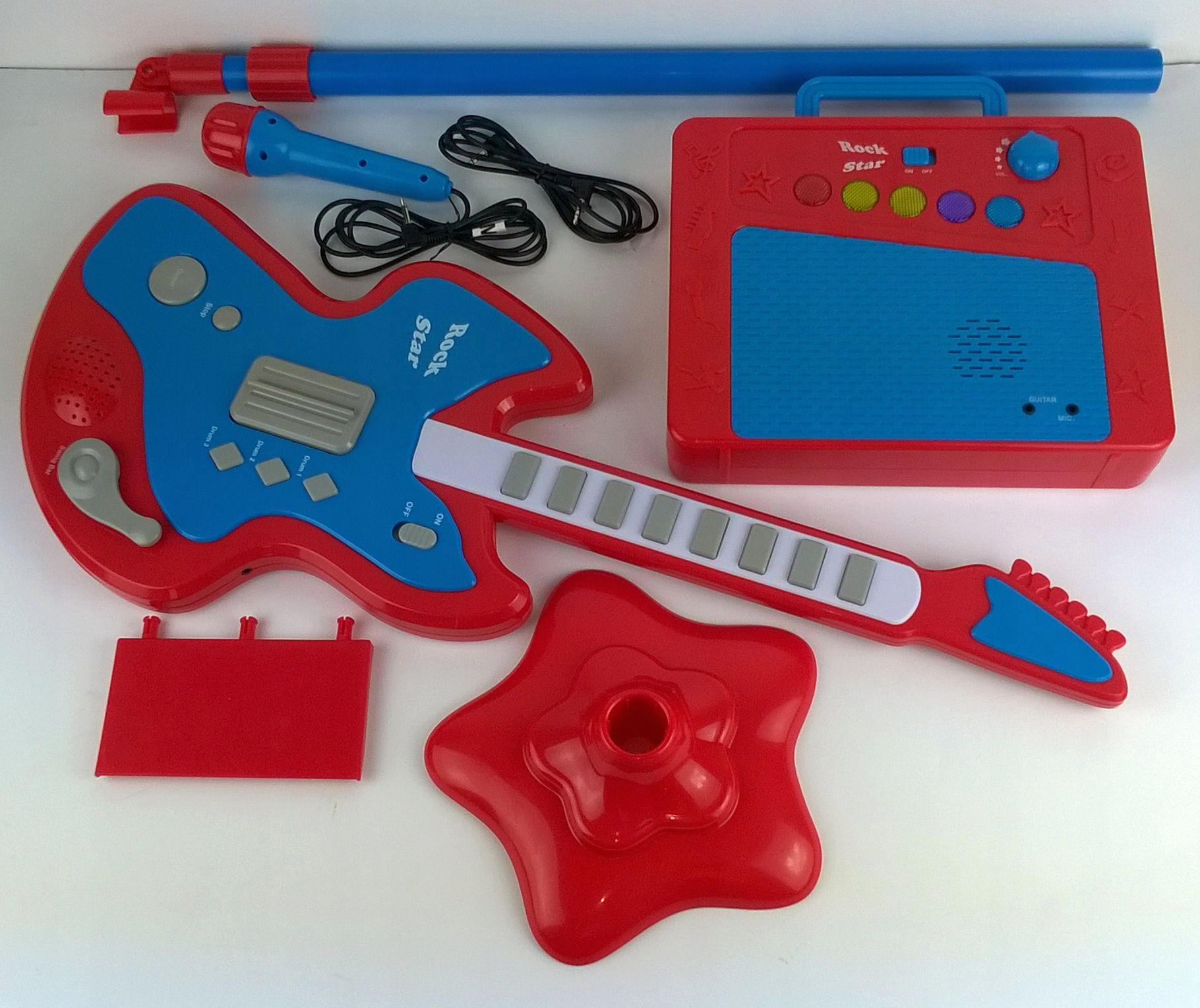 Karaoke gitara, mikrofon i wzmacniacz dla dziecka EAN (GTIN) 8698111101185