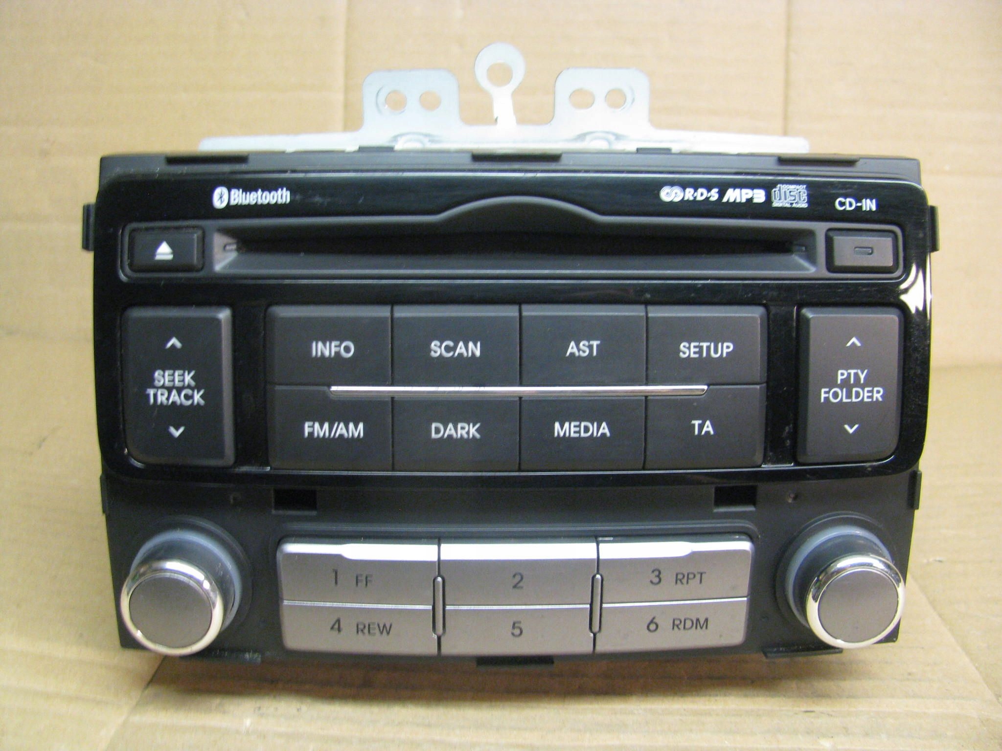 radio-hyundai-i20-i20-cd-mp3-bluetooth-12-14-961211j252blh-za-100-z-z