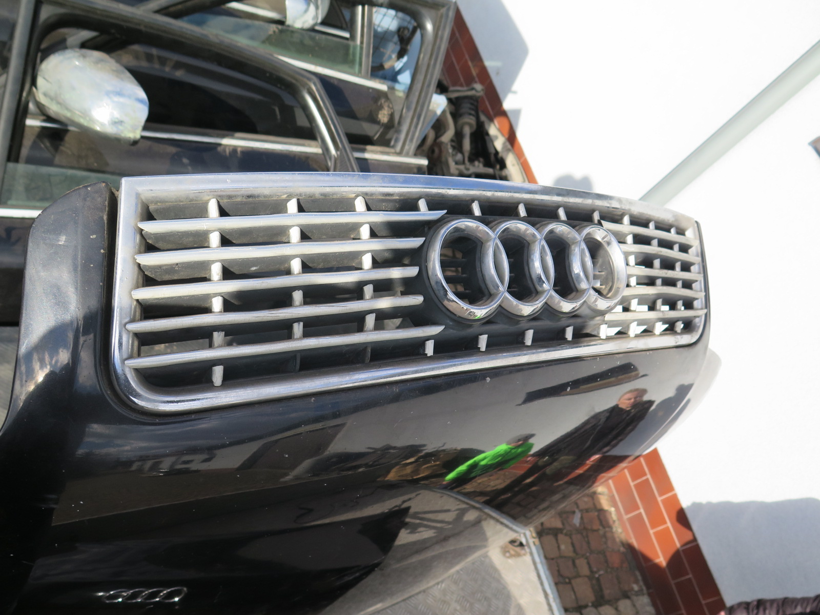 Капот Audi A4 B5 крышка Двигателя седан