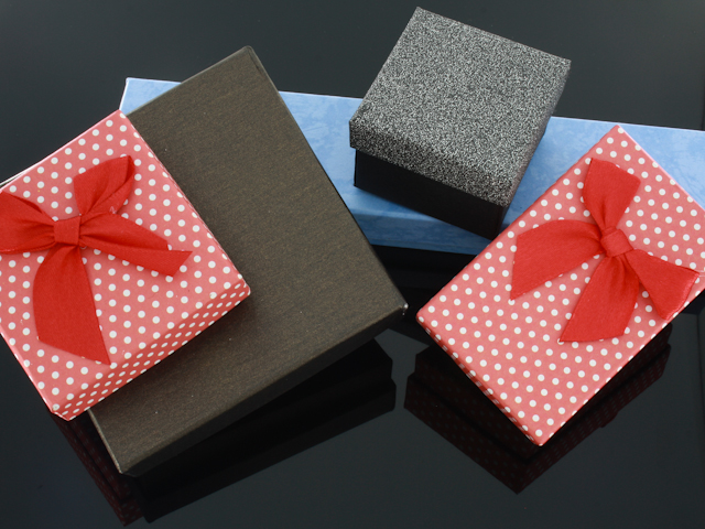 Srebrny wisiorek krzyż Jan Paweł II Krzyżyk Marka Inna marka