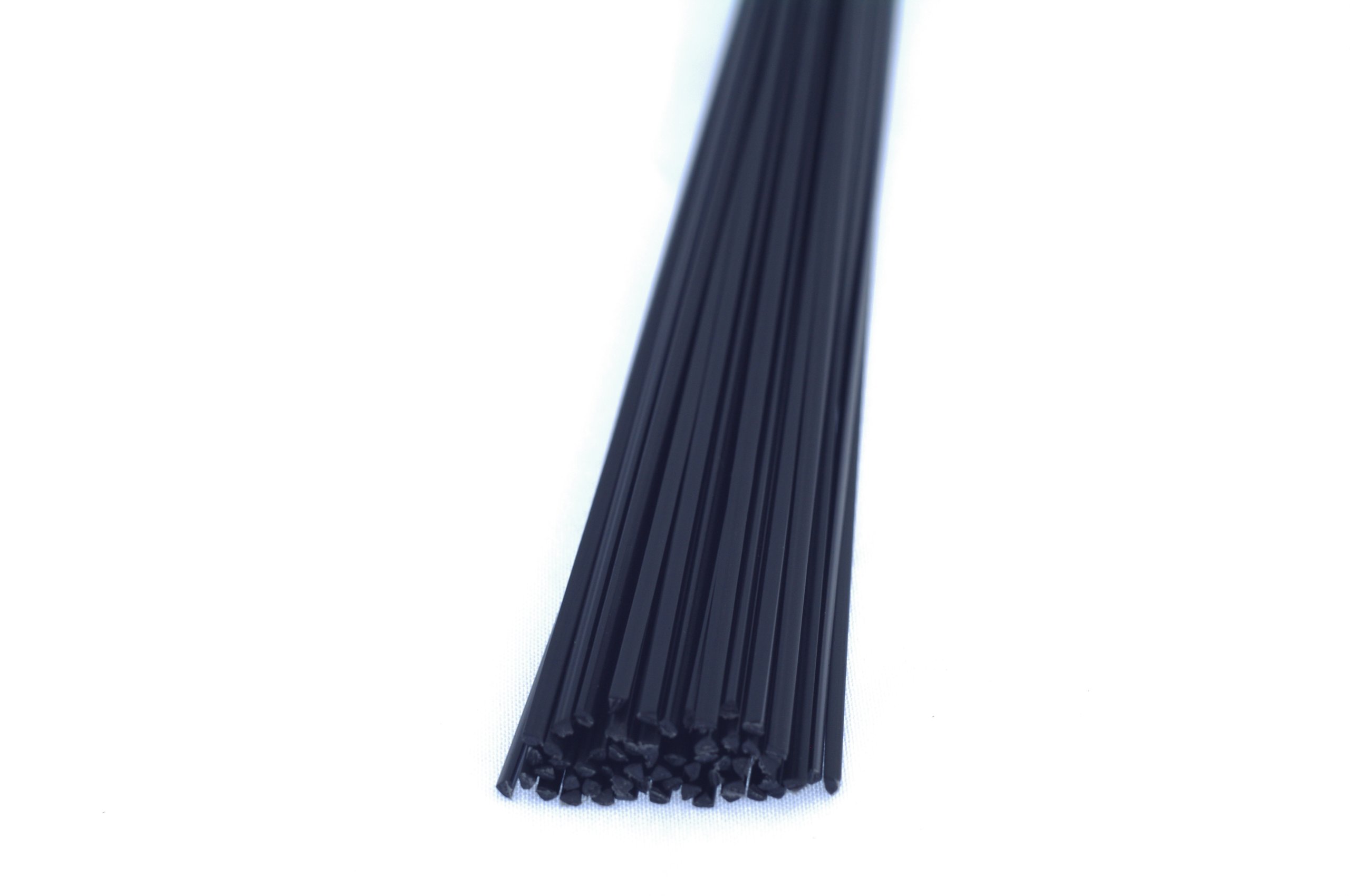 

Spoiwo Plastików Pp 100g Trójkąt Czarny 3mm