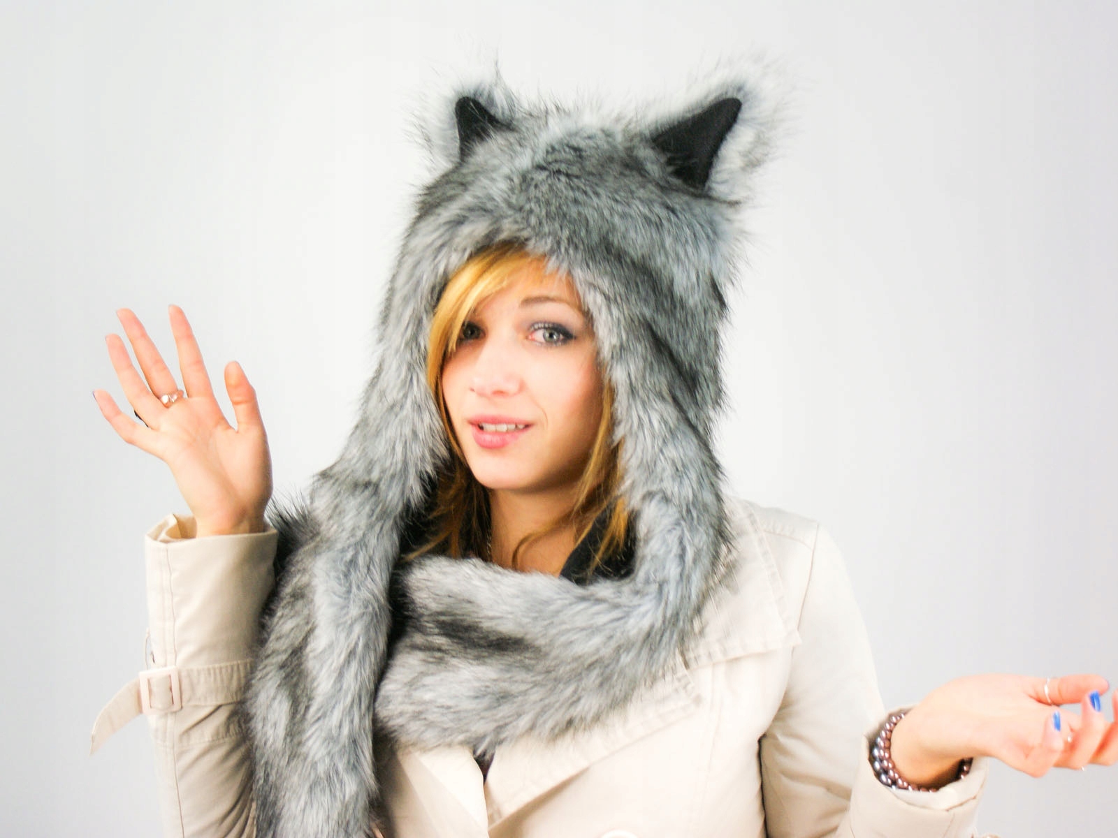 CZAPKA PLUSZOWA WILK ALFA NA NART ZIMOWA M POLSKA Wzór dominujący zwierzęcy