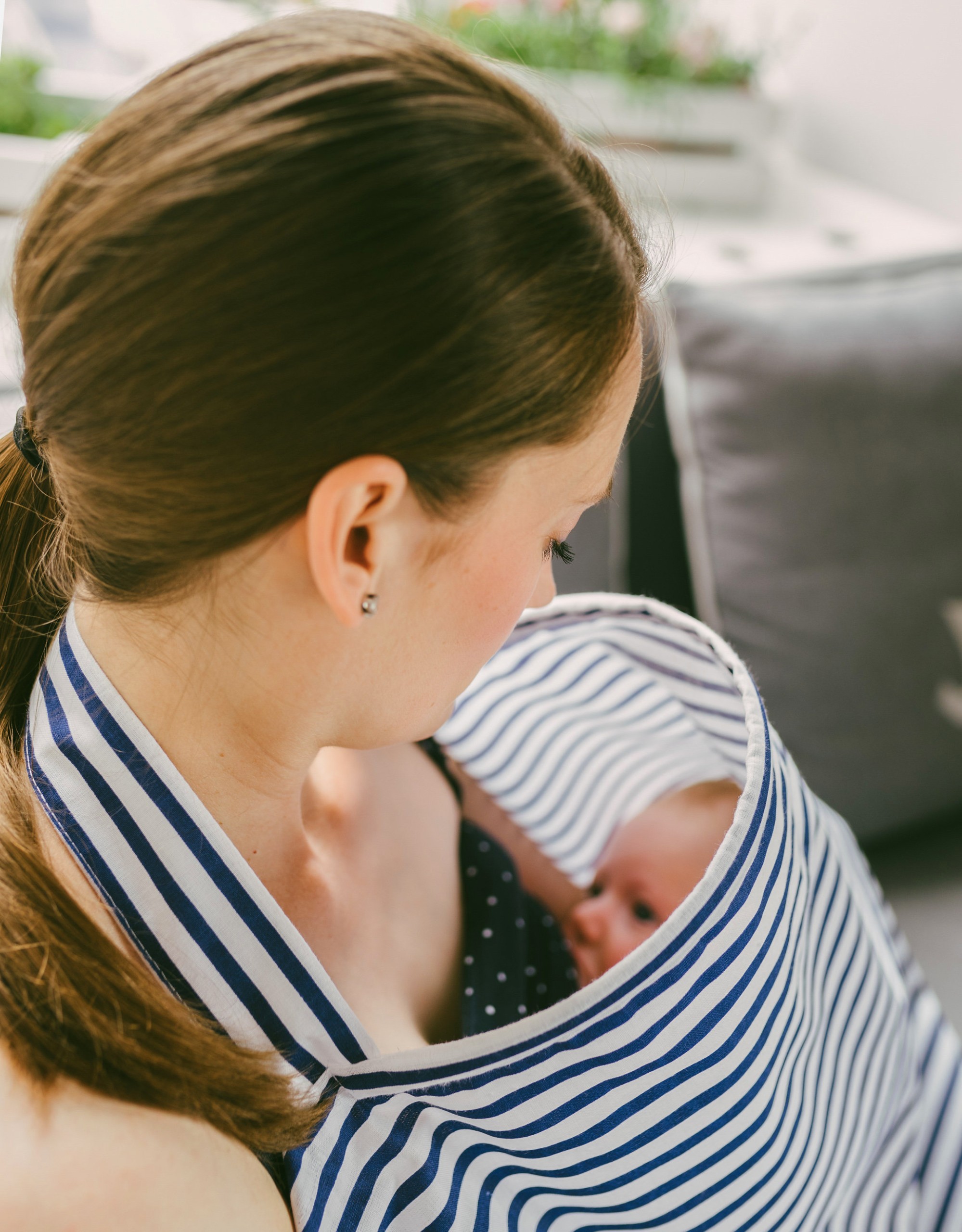 Chusta do karmienia piersią PREMIUM + etui WZORY Marka Mama Bear