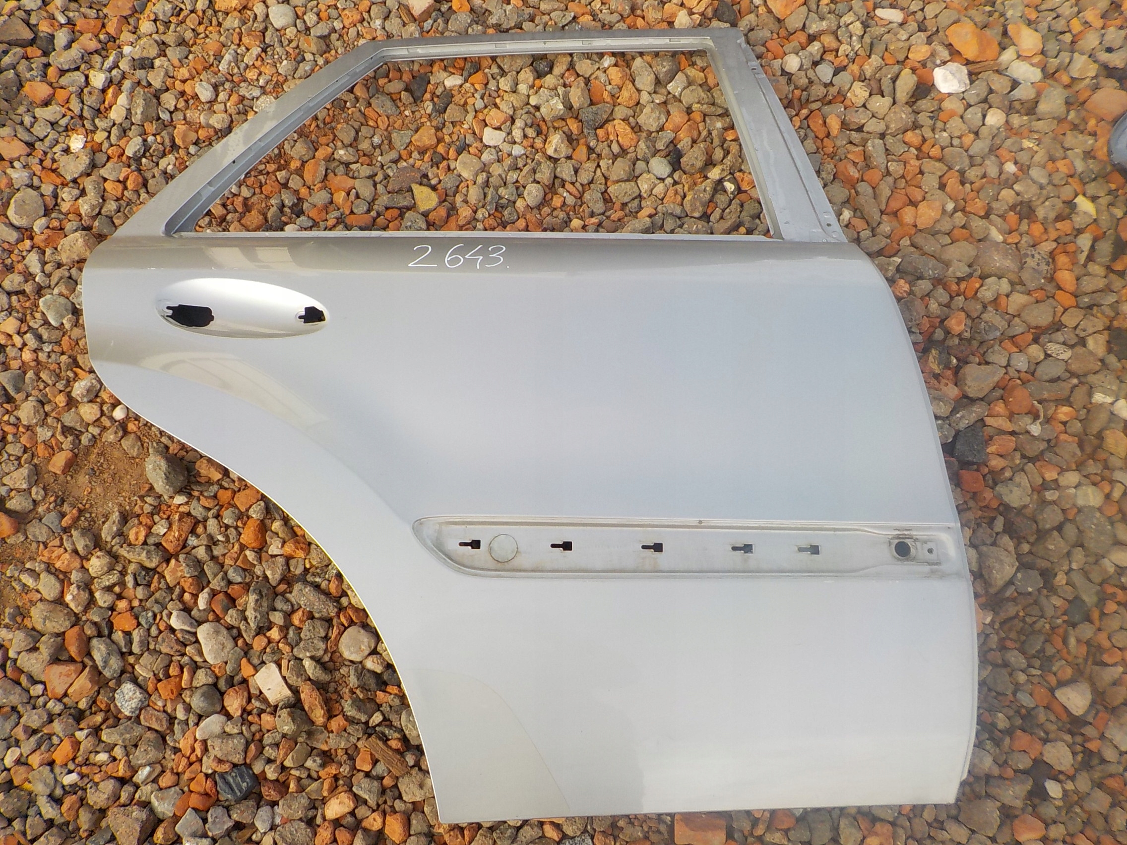 ДВЕРИ ПРАВЫЙ ЗАД. ПРАВЕ ЗАДНЕЕ MERCEDES-БЕНЗИН ML W164