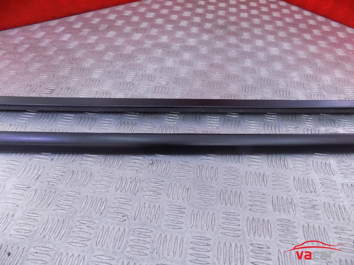 ORYGINALNE RELINGI DACHOWE CZARNE KOMPLET VW GOLF VII VARIANT KOMBI Kolor czarny