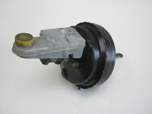 СЕРВОПРИВІД ГОЛОВНИЙ ГАЛЬМІВНИЙ ЦИЛІНДР SEBRING 3.5 02040A2759