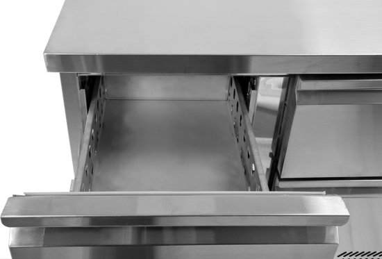 STÓŁ CHŁODNICZY 220L Z 4 SZUFLADAMI Długość (mm) 700