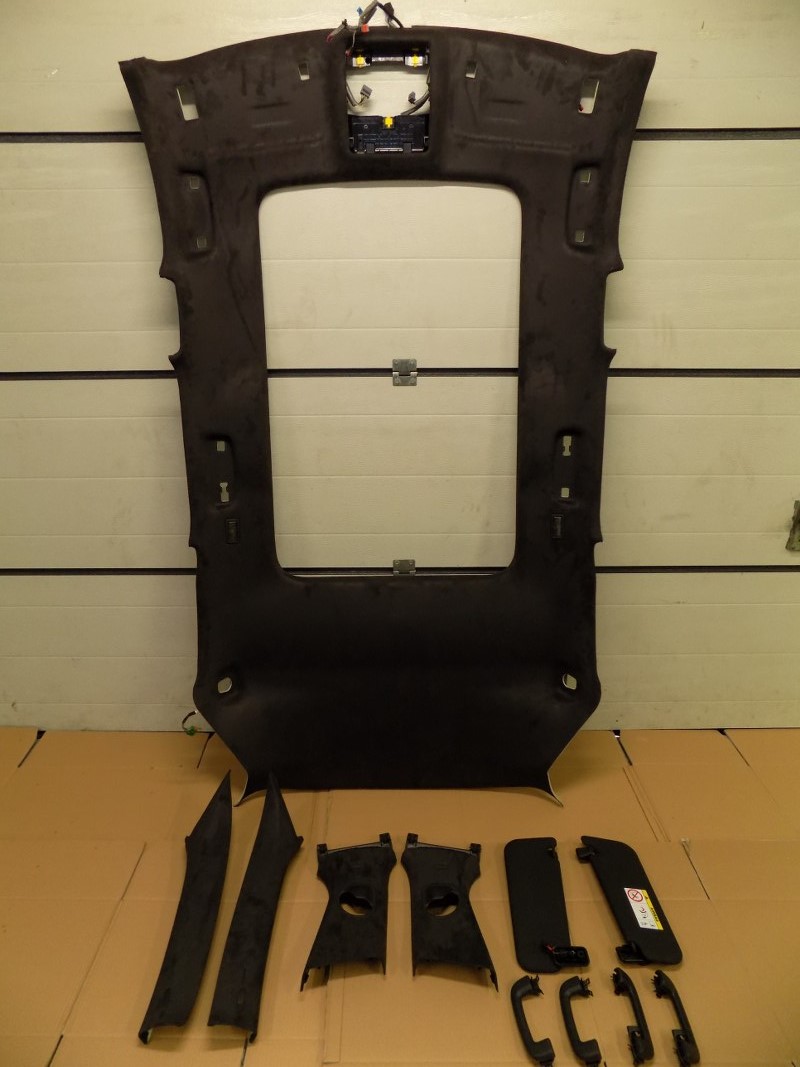 jaguar 17r F-PACE PODSUFITKA PANORAMA ALCANTARA Producent części Jaguar OE