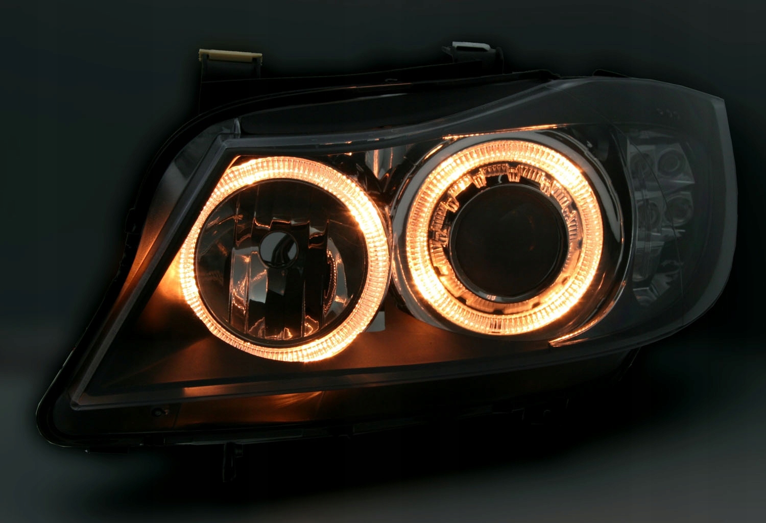 BMW 3 E90 E91 05-08 LAMPY reflektory LED ringi H7 Typ samochodu Samochody osobowe