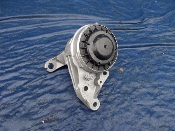 DS73-6F012-GG - Подушка двигателя FORD GALAXY Mk4 2.0 TDCi 2015-