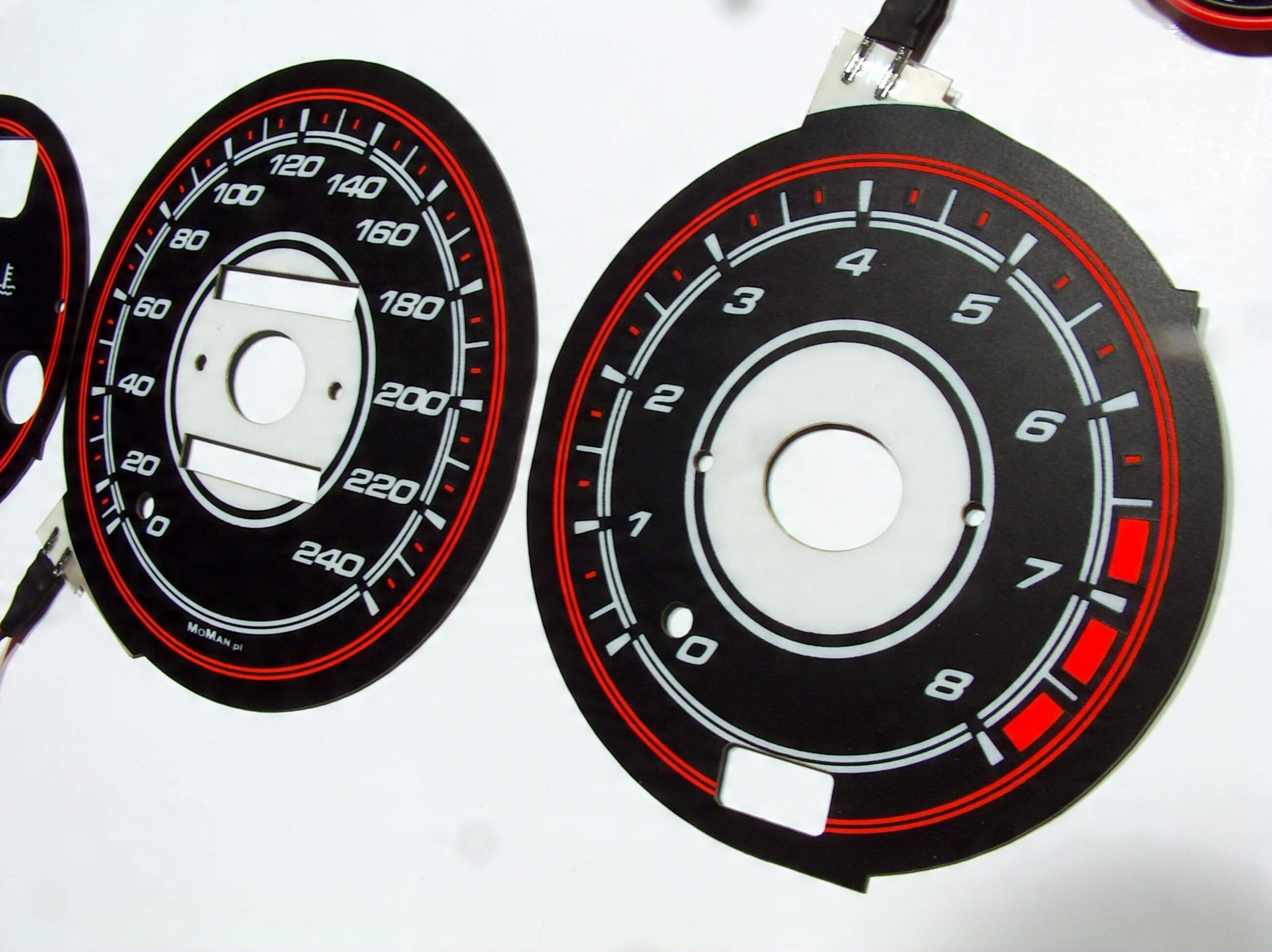 Mazda MX3 диски одометра INDIGLO pattern 2 MoMan Producer Moman