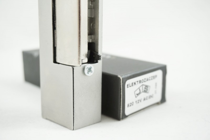 ELEKTROZACZEP 820 WYŁACZNIK+KASETA Z SZYLDEM 40X40 Marka Sosnowski